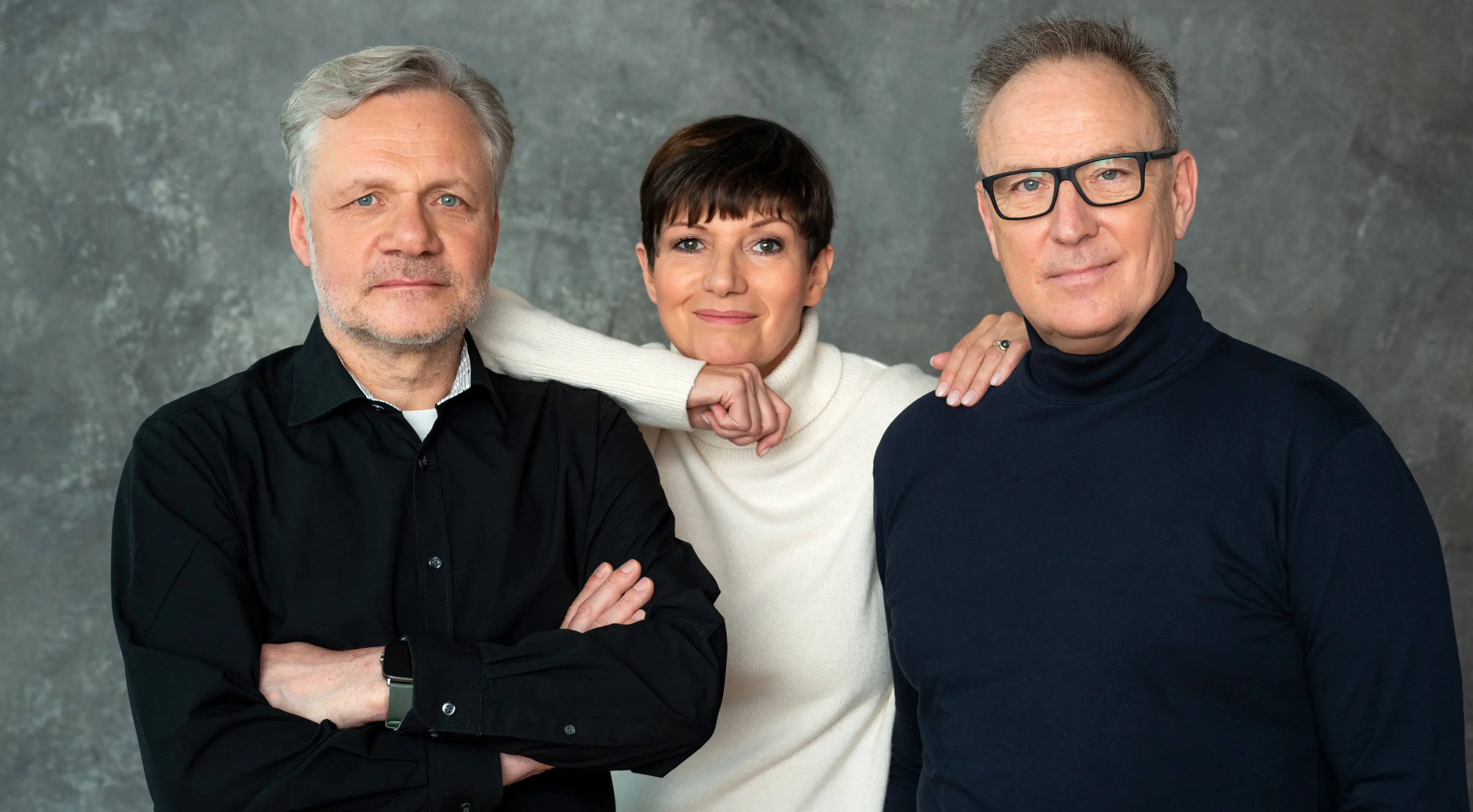Foto der Heldenschmiede: Erik Roßbander, Raphaela Dell und Dr. Armin L. Straub